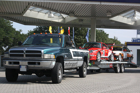 Dodge RAM mit Doppel-Trailer