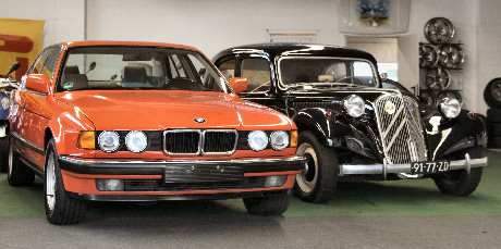 BMW E32 und Citroen Traction Avant